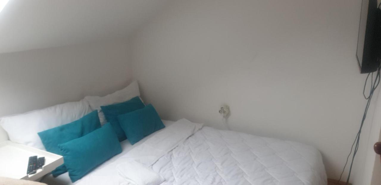 Apartmani Emerald Dream Újvidék Kültér fotó